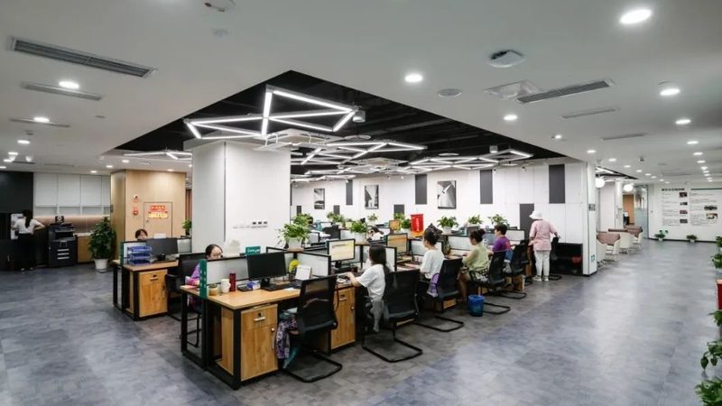 企业培训代理加盟：揭秘收费标准背后的考量**